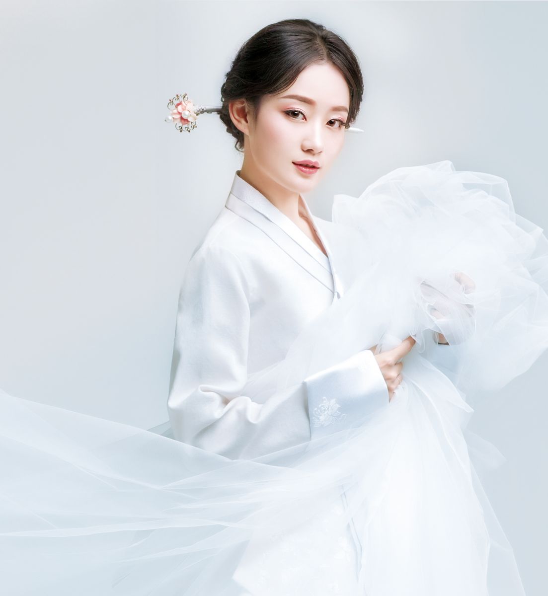 新生活_新生活集團(tuán)_新生活化妝品_漢娜尚妃_晶容