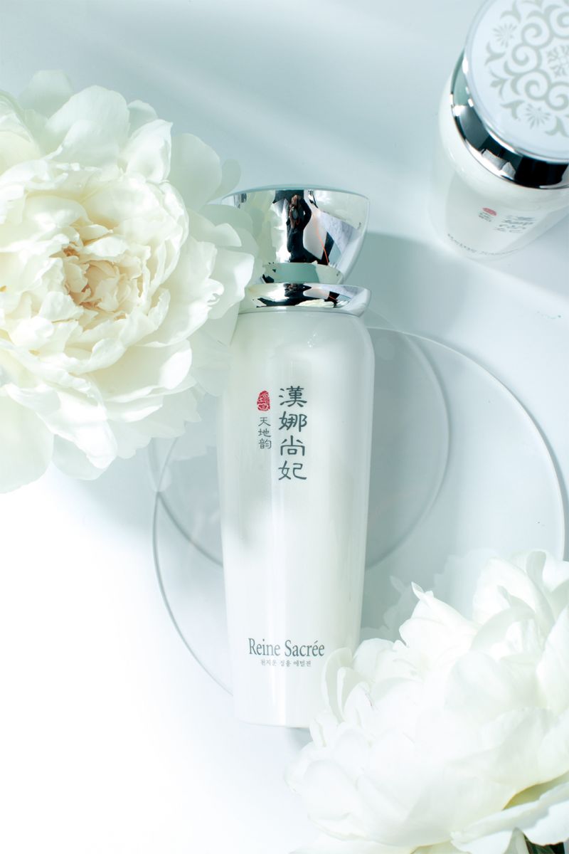 新生活_新生活集團(tuán)_新生活化妝品_漢娜尚妃_晶容